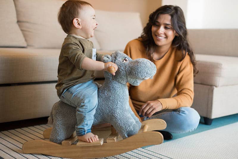 How To Afford To Be A Stay At Home Mom 18 Useful Tips