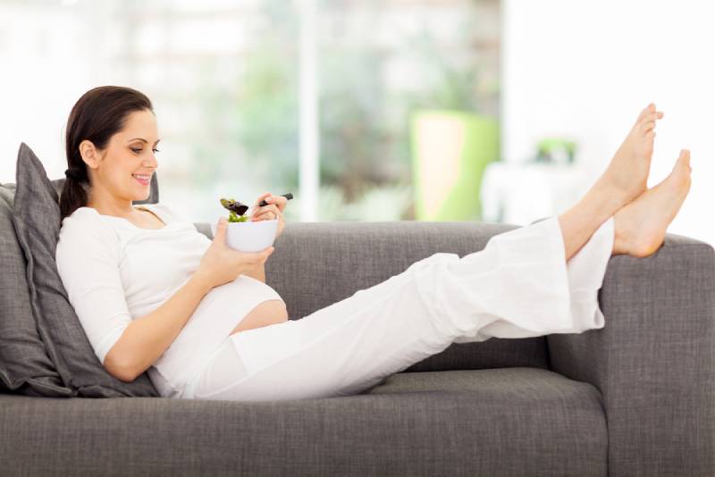 constant-hunger-in-early-pregnancy-7-ways-to-ease-hunger-pangs