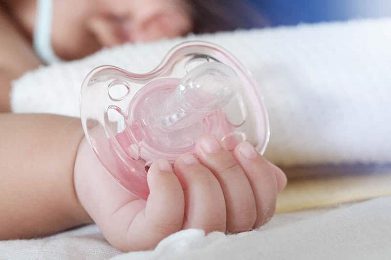 Best Pacifiers For Breastfed Babies 8 Top Choices