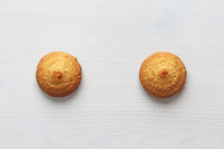 14 Best Tips To Heal Sore And Cracked Nipples