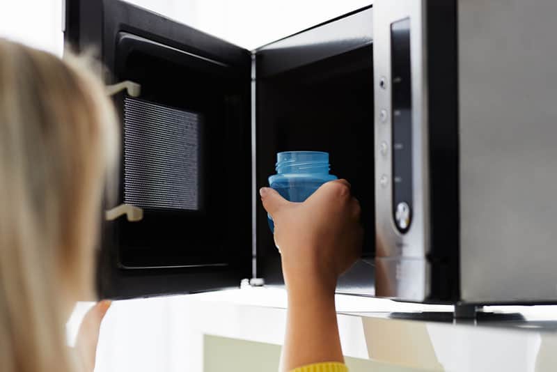 How To Warm A Bottle Of Breast Milk Or Formula Easily