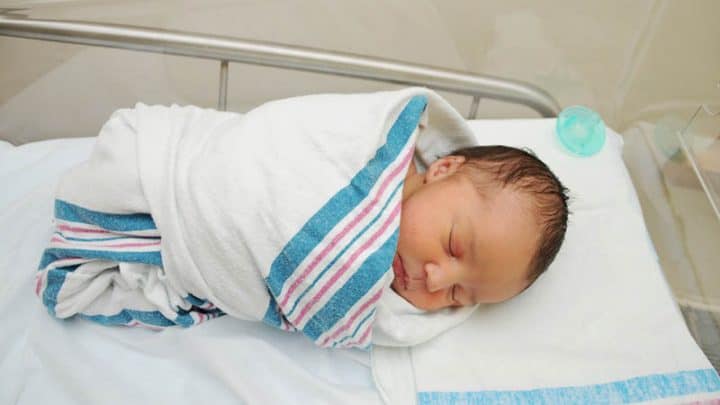What Are Receiving Blankets + 10 Top Picks Of 2021