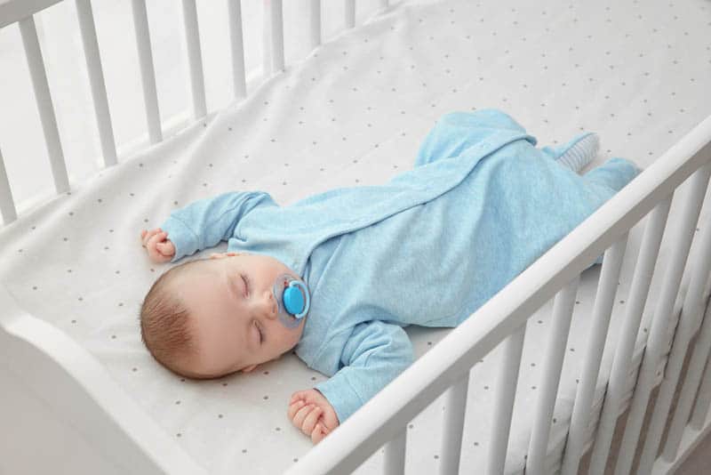 The Best Guide On How To Dress Baby For Sleep In 70 Degree Room