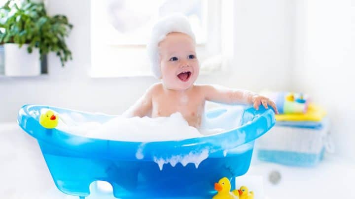 5 Best Non-Toxic Bath Toys Of 2021 For Your Baby