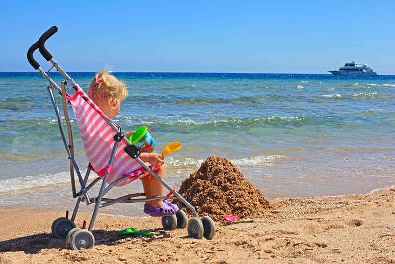 9 Best Beach Strollers For Summertime Fun In 2022