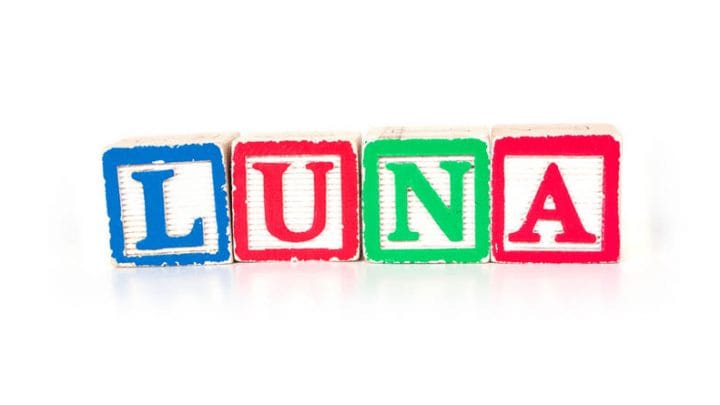 143 Lovely And Unique Middle Names For Luna